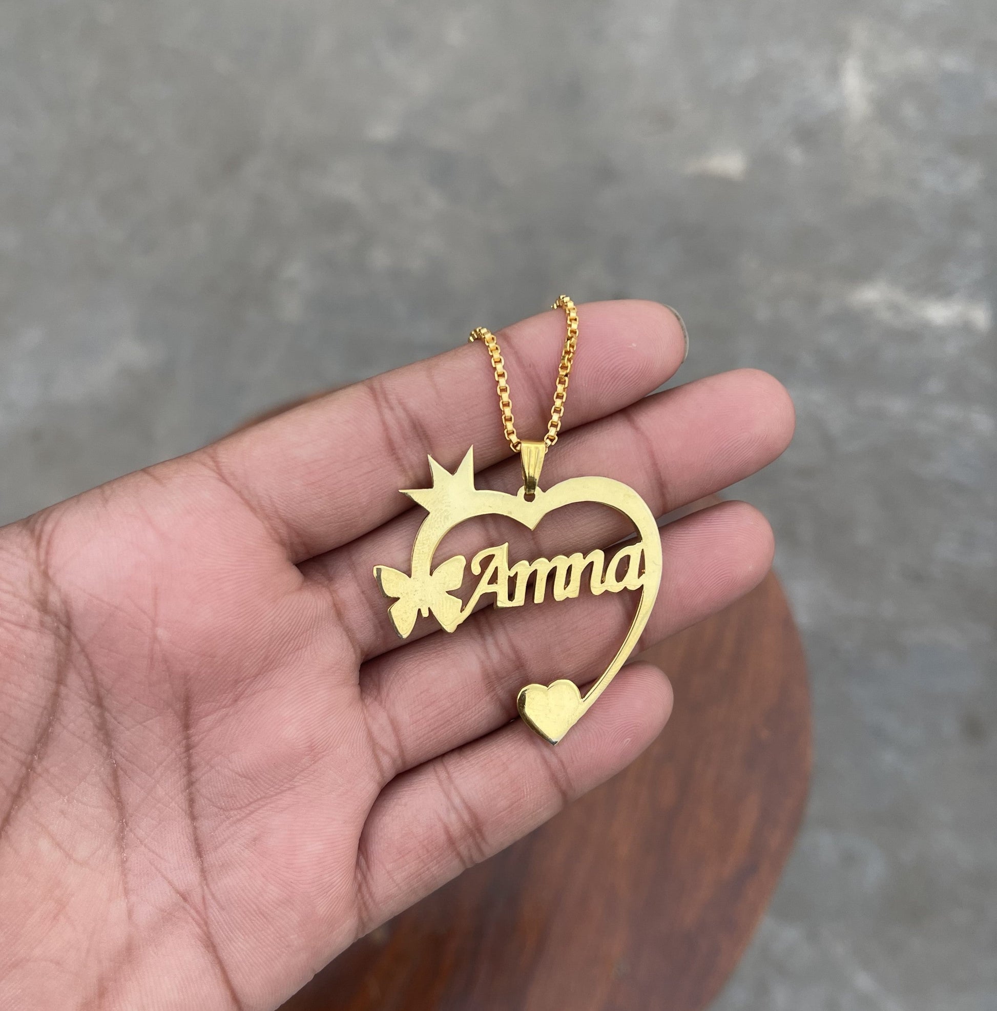 Crown Heart I Customize Name Necklace - Creative Collection